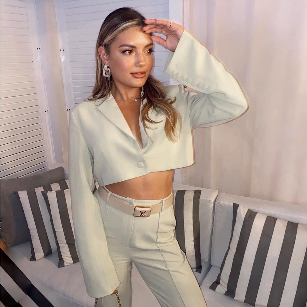 Forever 21 pistachio 2 piece set